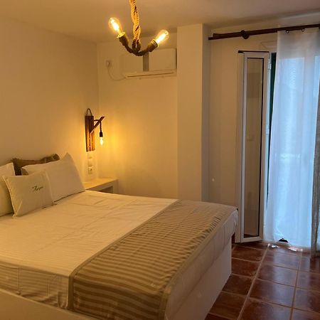Astrio Suites Livadi  المظهر الخارجي الصورة